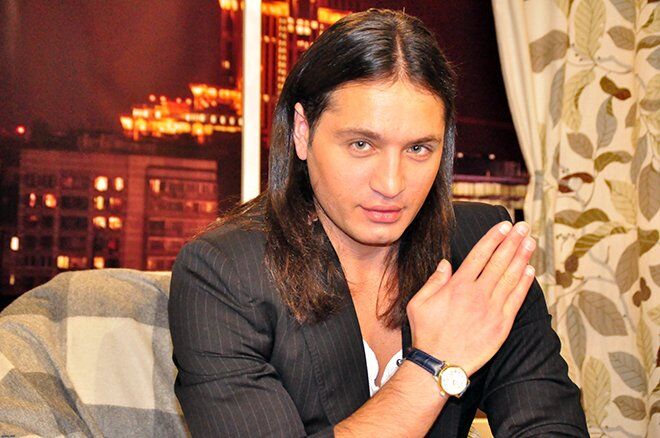 Рустам Солнцев