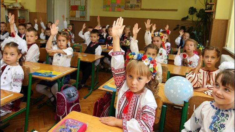 Пішли на поступки Росії та Угорщині: чому закон про освіту загрожує мовним скандалом