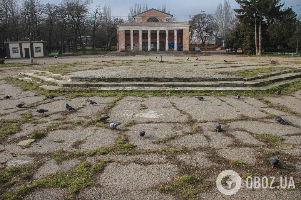 Зима не поспішає в Одесу: фоторепортаж з найстарішого міського парку