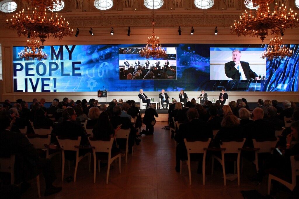4-й Всесвітній форум у 2015 році відбувся в Празі, Чехія