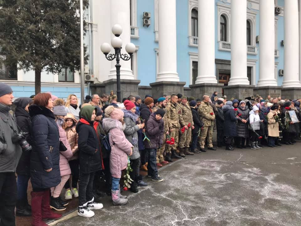 В Україні вшанували пам'ять Героїв ДАП