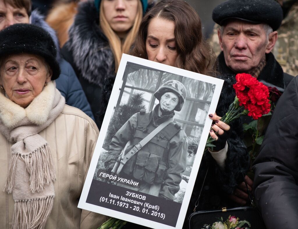 Вшанувати пам'ять воїнів прийшли їхні близькі