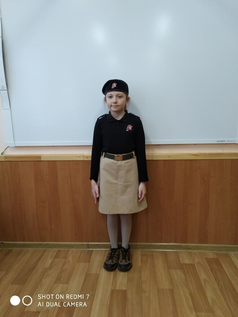 В Крыму примерили на детей военную форму