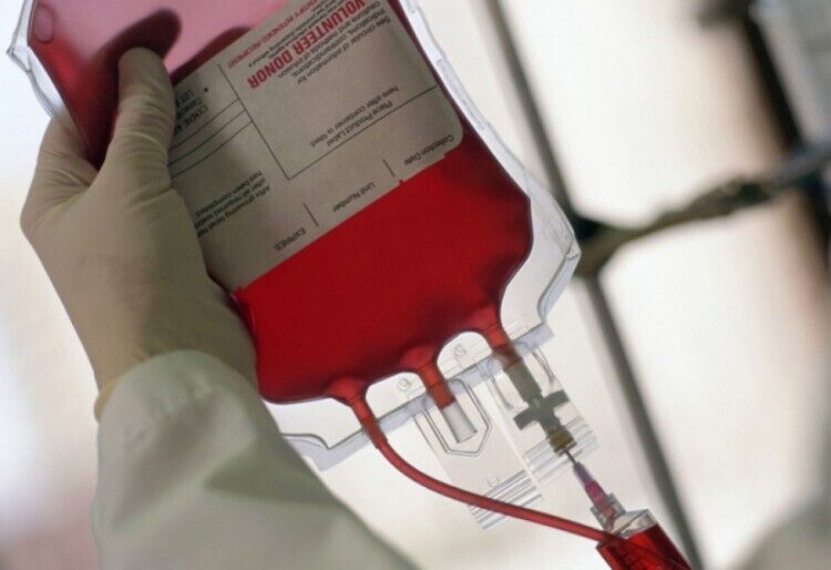 Донор крові