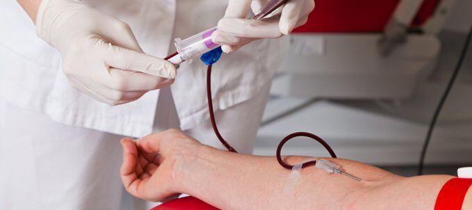 Донор крові