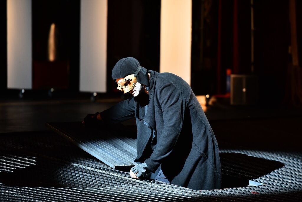 2 февраля на сцене Национальной оперетты состоится легендарная рок-опера "Белая ворона"