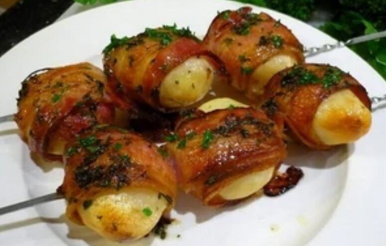 Рецепт потрясающей картошки с салом и луком в духовке