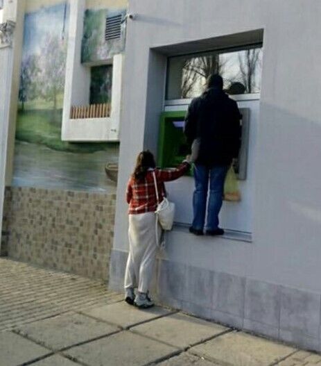 В Одессе установили очень странный банкомат