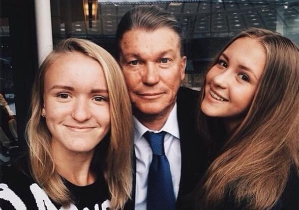 Олег Блохин с дочерьми Анной и Екатериной