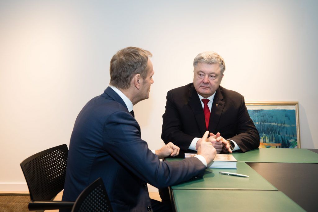 Порошенко встретился с Туском