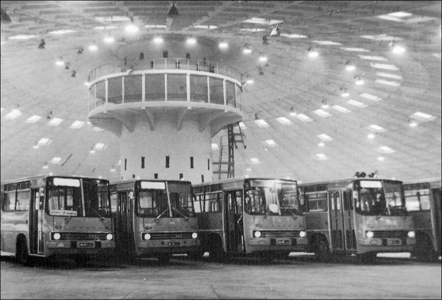 Автобусный парк 7 в 1970-х годах