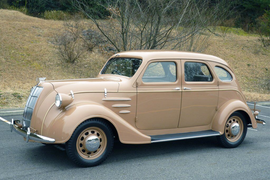 1936 Toyota AA – перша серійна модель компанії