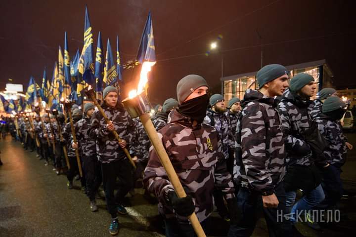 Марш памяти Героев Крут в Харькове