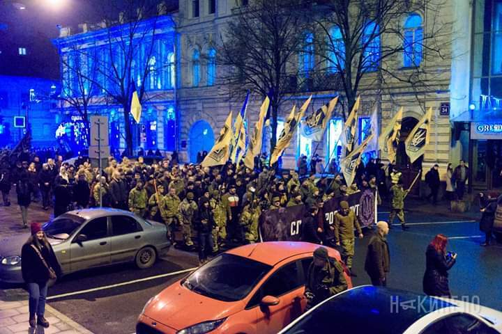 Марш пам'яті Героїв Крут у Харкові