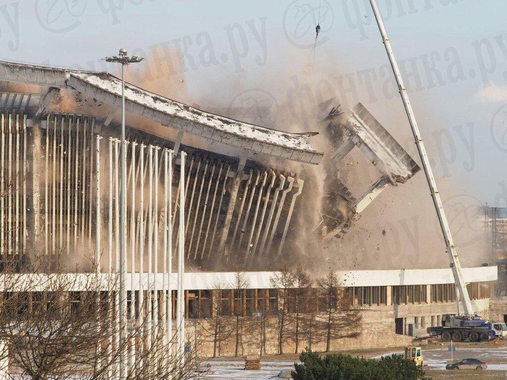 В Санкт-Петербурге обвалилась крыша стадиона