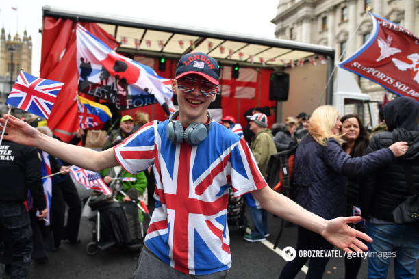 Британия празднует Brexit