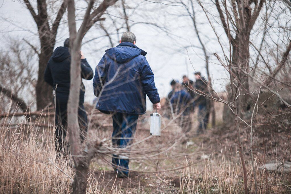 Витягли рибалки: в Дніпрі в річці знайшли тіло молодої дівчини. Фото