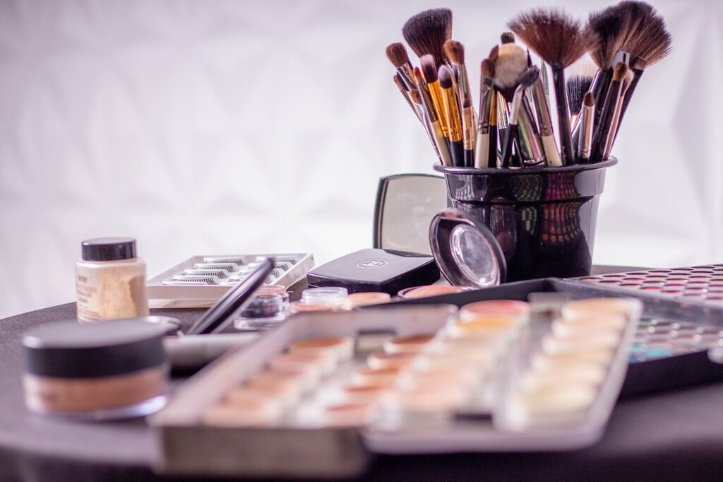 Перестаньте так краситься! 5 привычек в макияже, которые старят