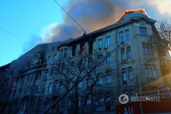 Суд в Одессе арестовал имущество сгоревшего колледжа