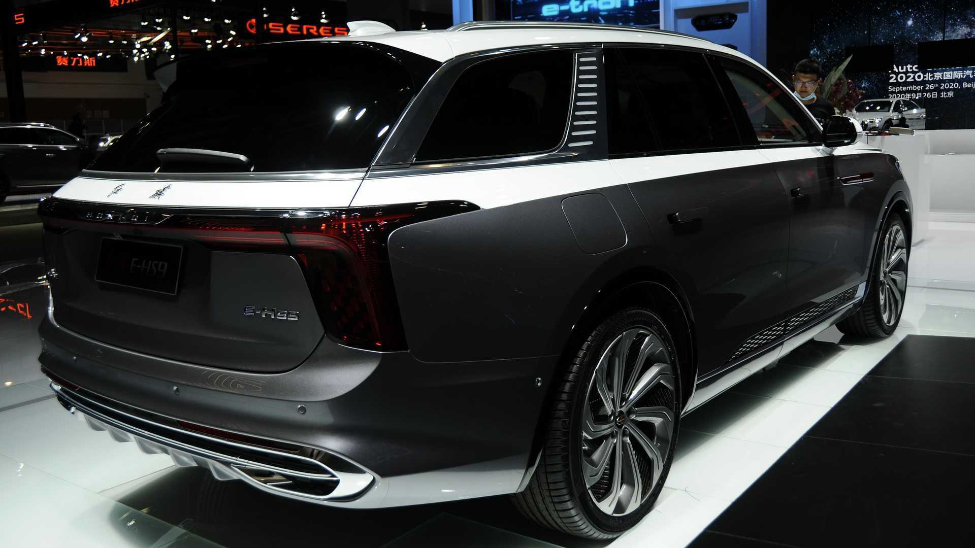 Hongqi E-HS9.