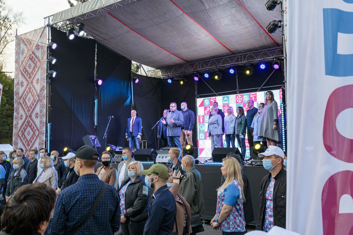 Лидеры партии "Пропозиція" Борис Филатов и Валентин Резниченко встретились с каменчанами