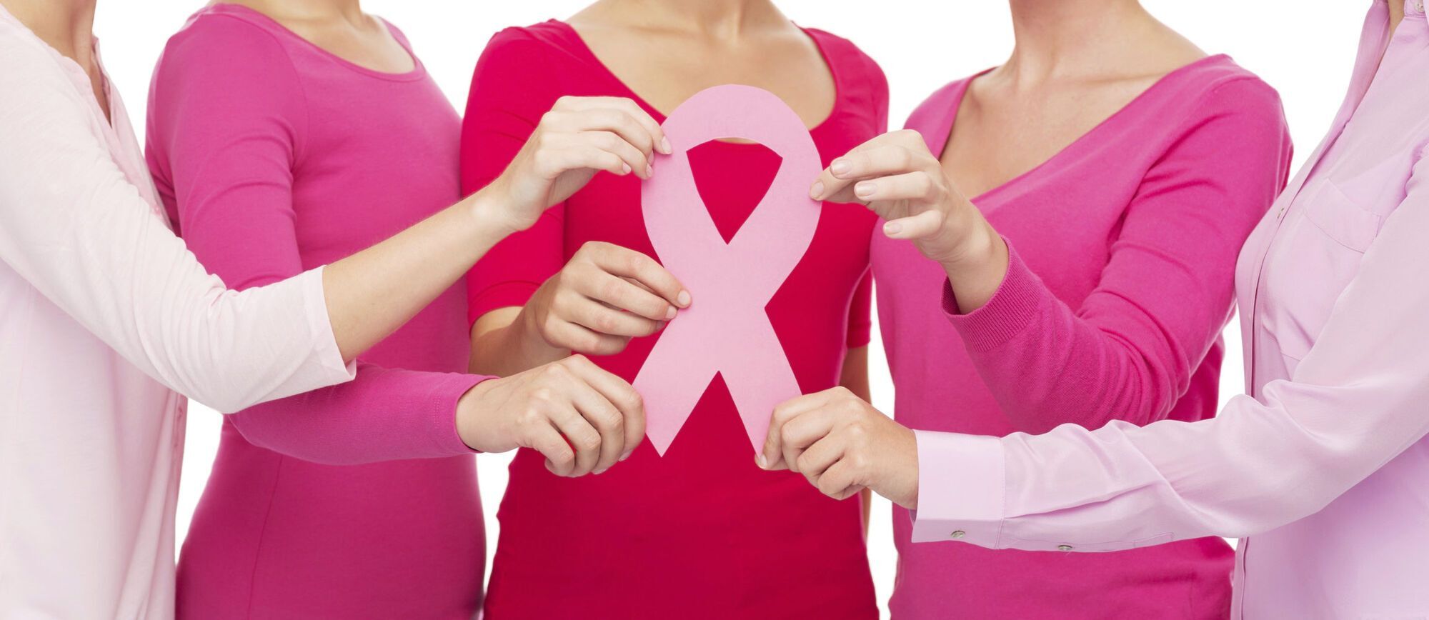 За наявності симптомів раку або пухлини грудей необхідно звернутися до мамолога, гінеколога або хірурга