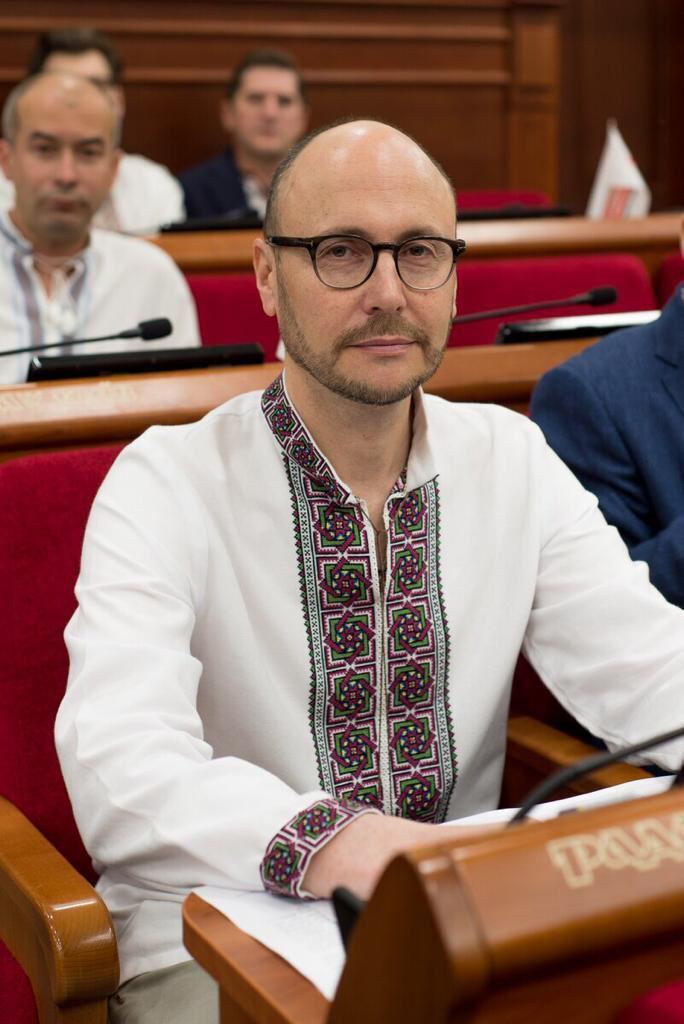 Сергій Гусовський: "Економічний прагматизм – рецепт єдності й процвітання України"