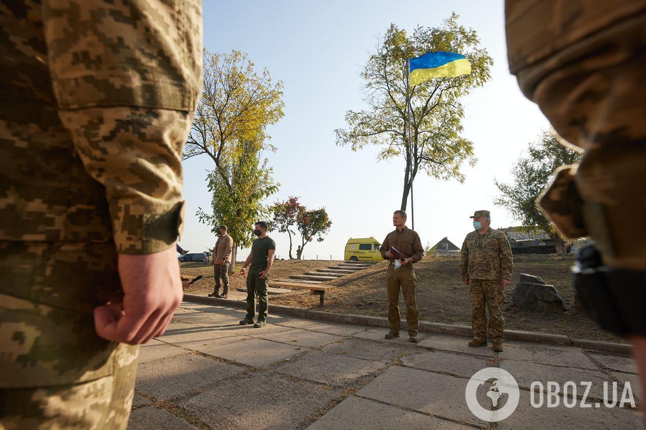 Зеленский посетил Центр морских операций в зоне ООС