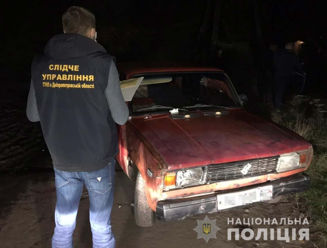 Под Днепром парни избивали мужчину и требовали вымышленный долг