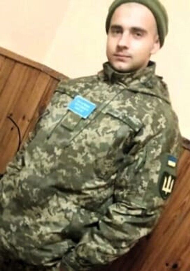 На Донбассе умер воин ВСУ Руслан Панченко.
