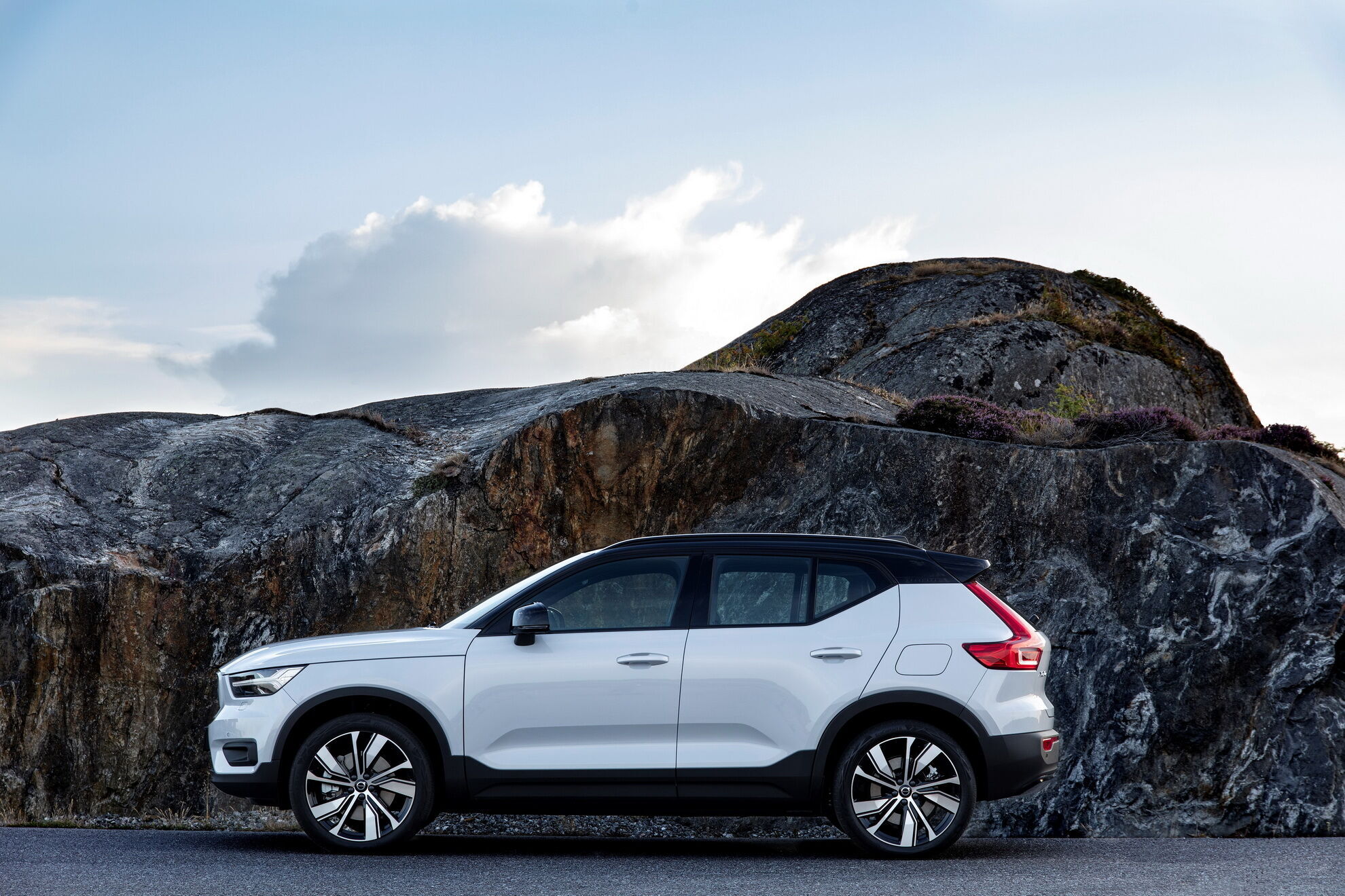 Volvo XC40 Recharge. фото: