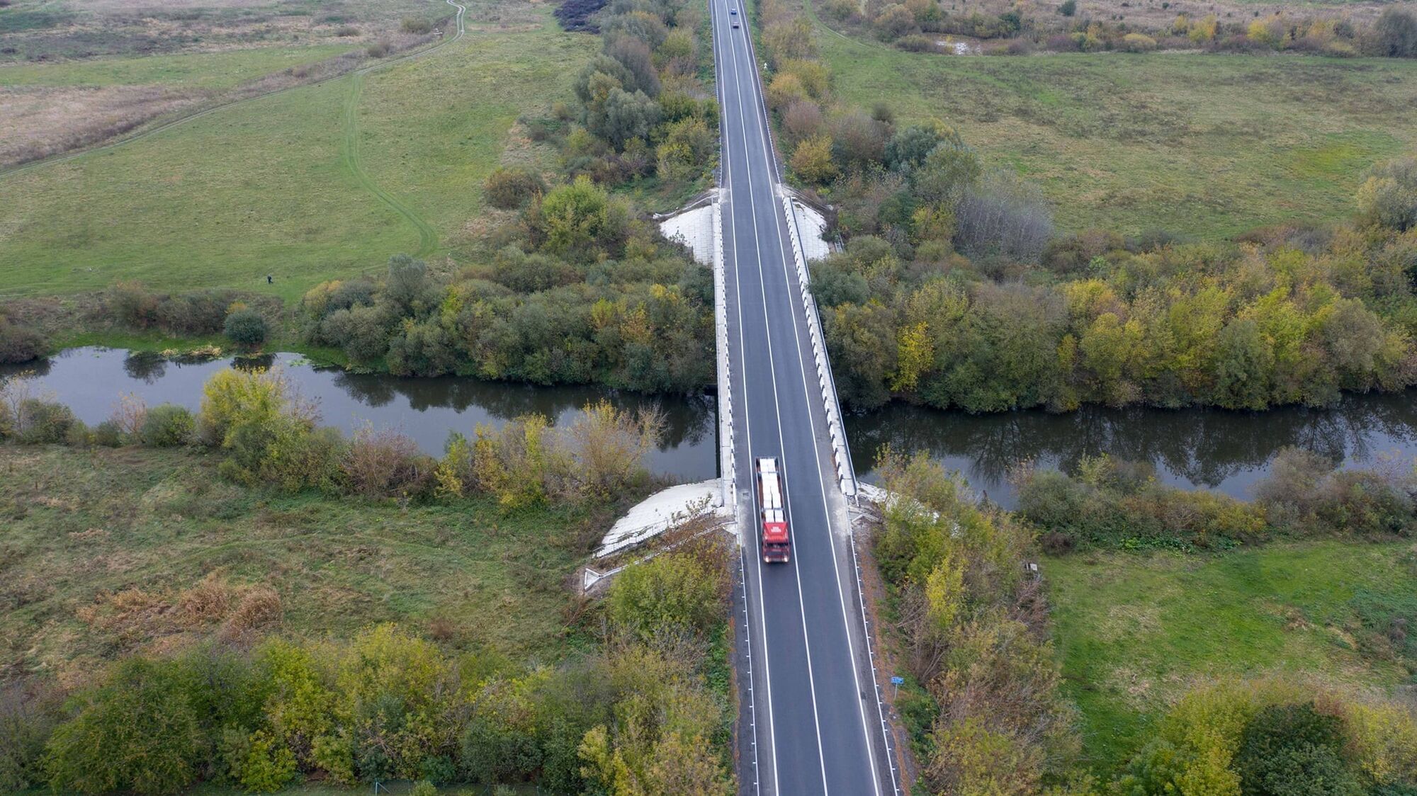 На Волині показали рівні дороги після ремонту. фото