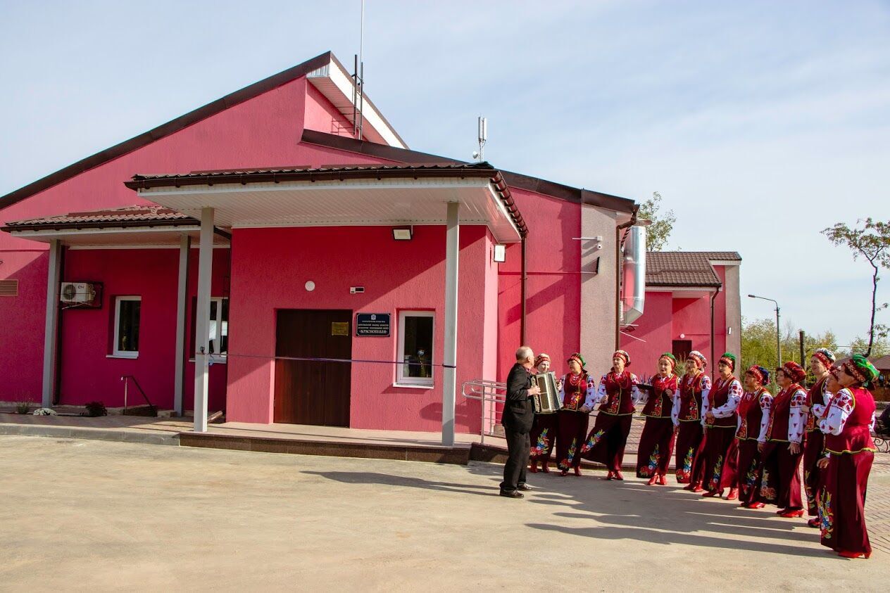 У Дніпрі відкрили культурно-молодіжний центр "Краснопiлля"