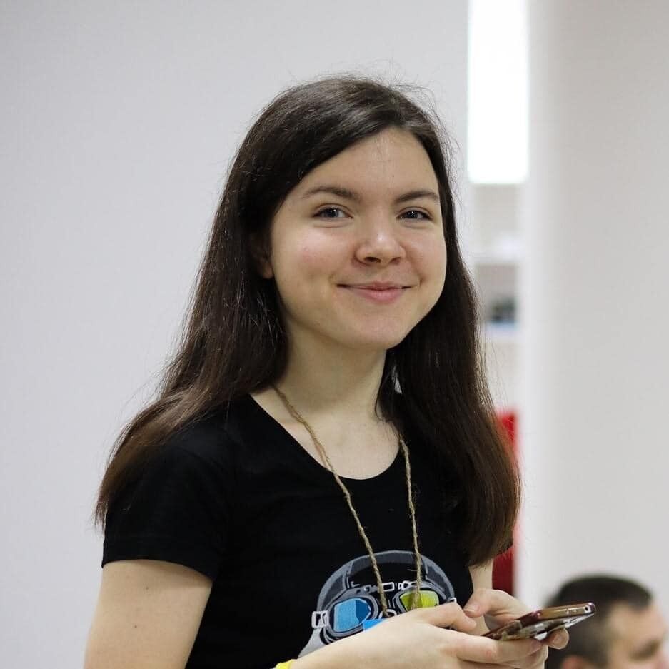 У Києві від ускладнень COVID-19 померла 21-річна волонтерка Інна Волкова