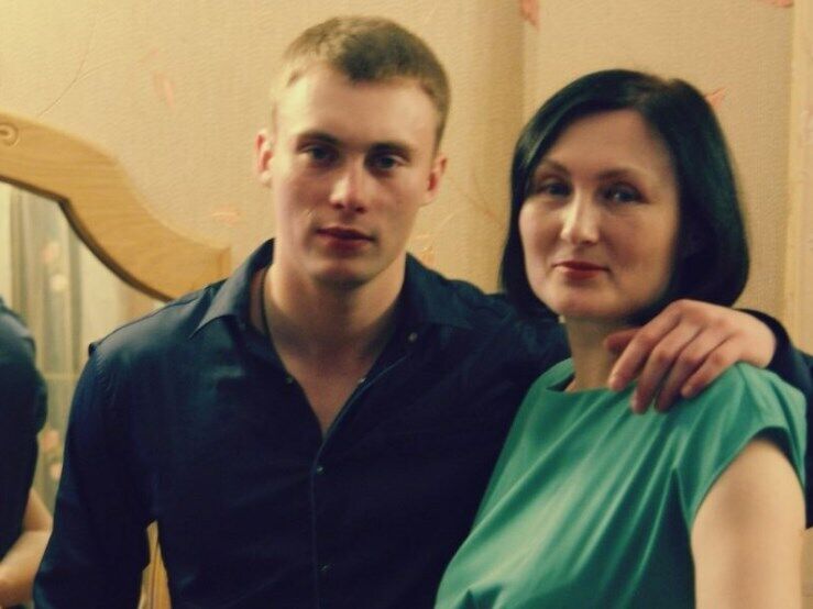 Анатолий Ковалев с матерью