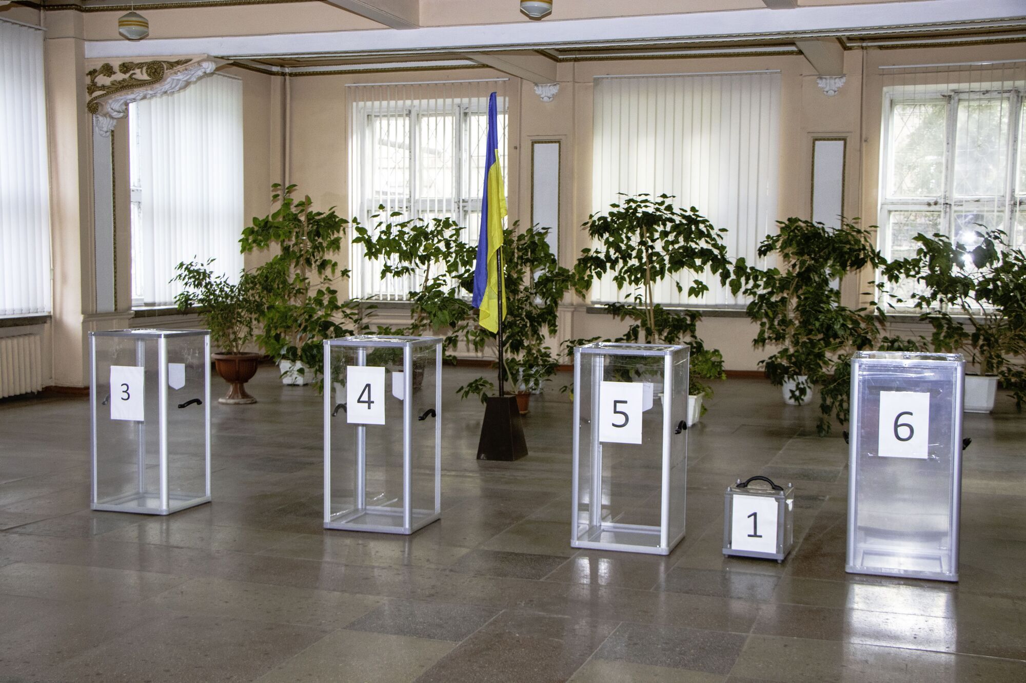 В Днепре мониторят готовность участковых избирательных комиссий в условиях карантина