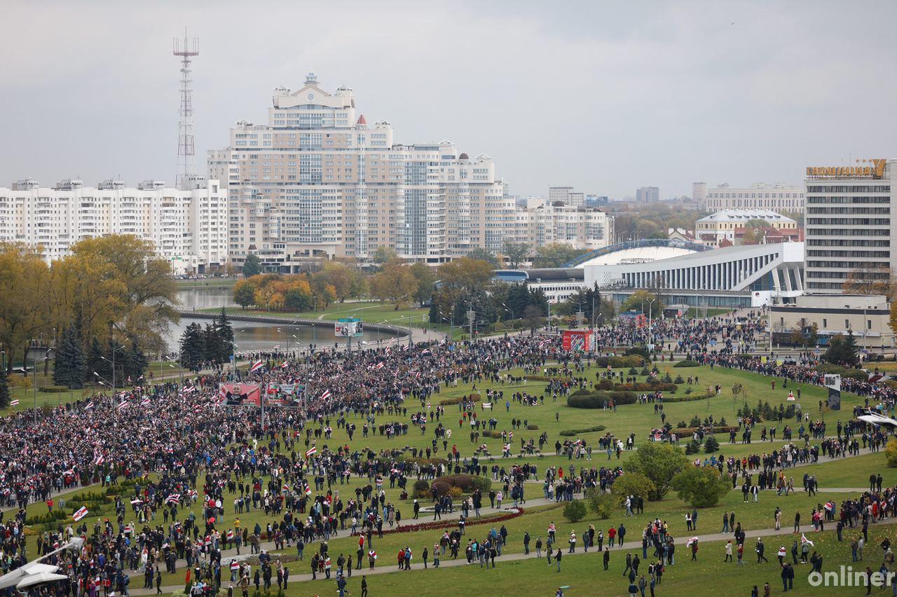 Білоруси вийшли на марші на підтримку "Народного ультиматуму": силовики почали жорсткі розгони. Фото і відео