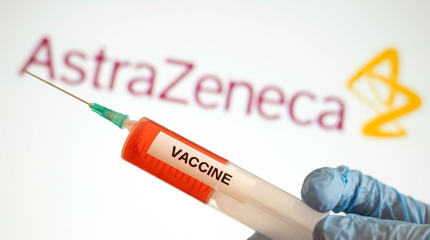 Вакцина от AstraZeneca является лидером среди других кандидатов