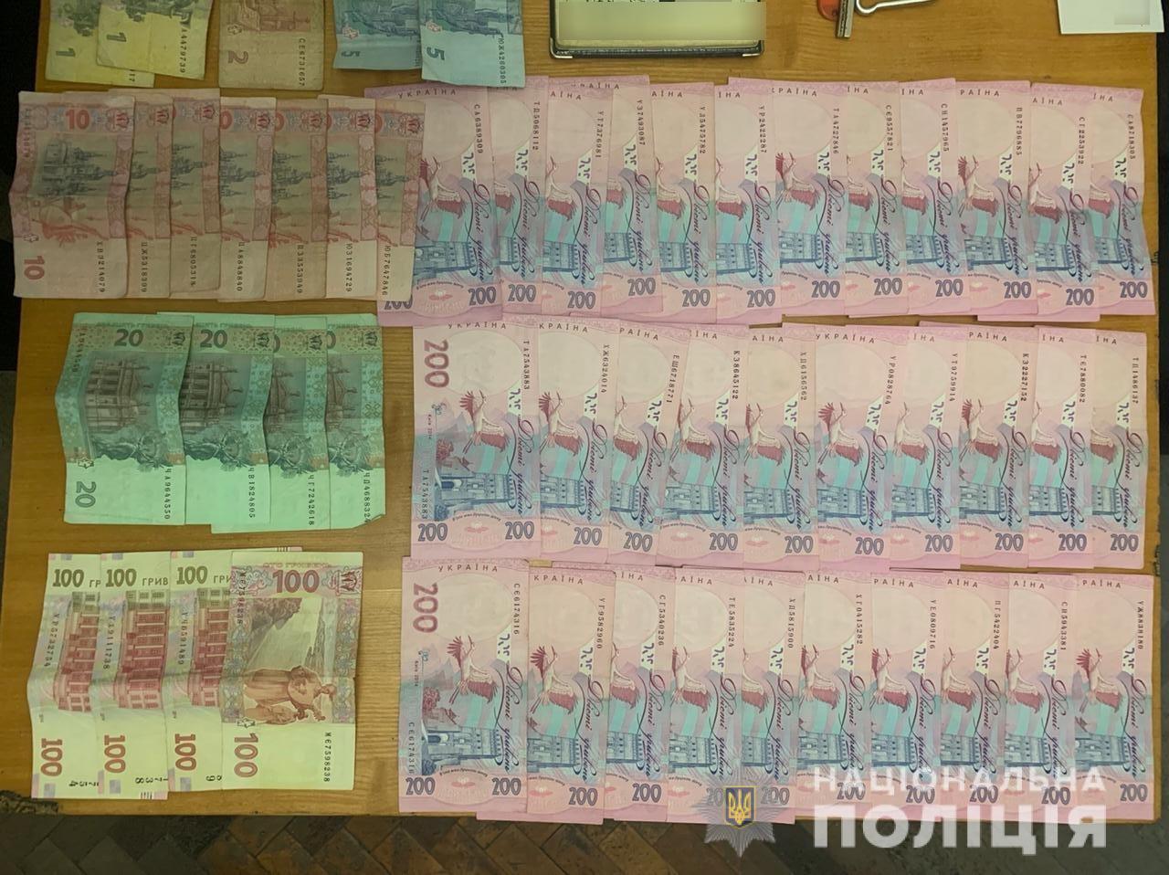 У підозрюваного в підкупі виборців у Василькові вилучили кошти