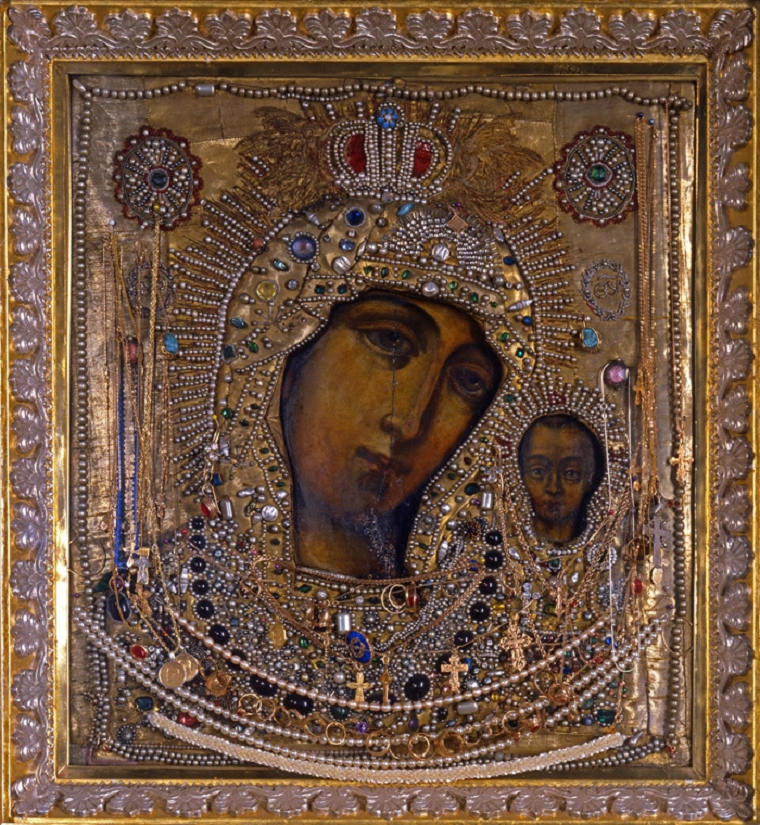 Праздник Казанской иконы Божьей Матери отмечается дважды в год