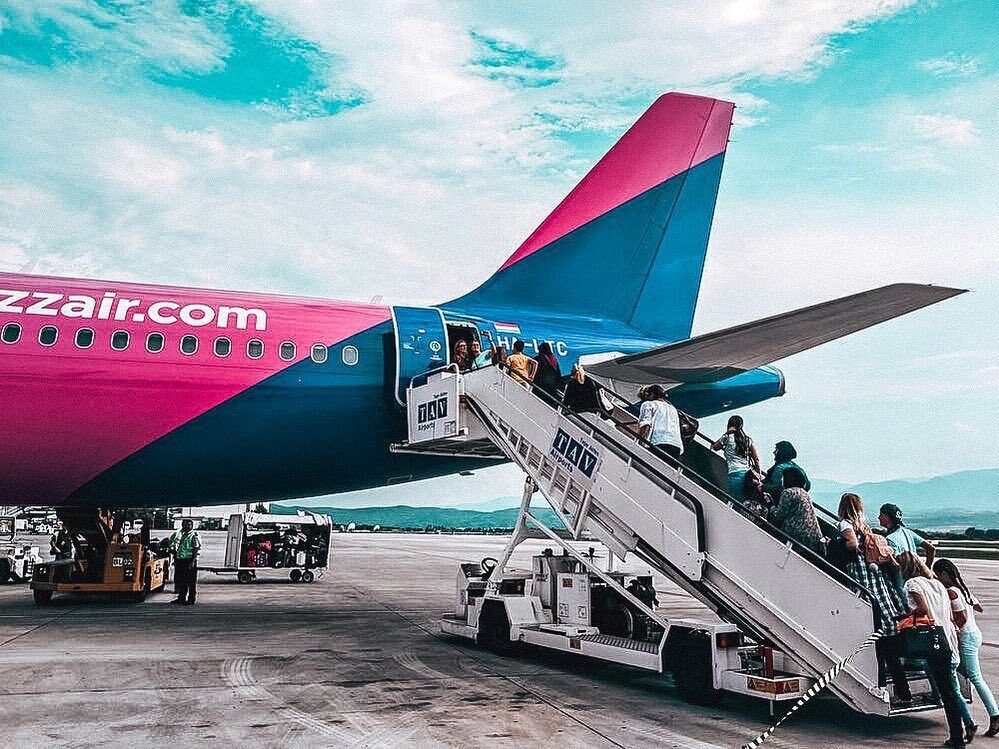 Стюардесса из России назвала список фраз, которые раздражают бортпроводников