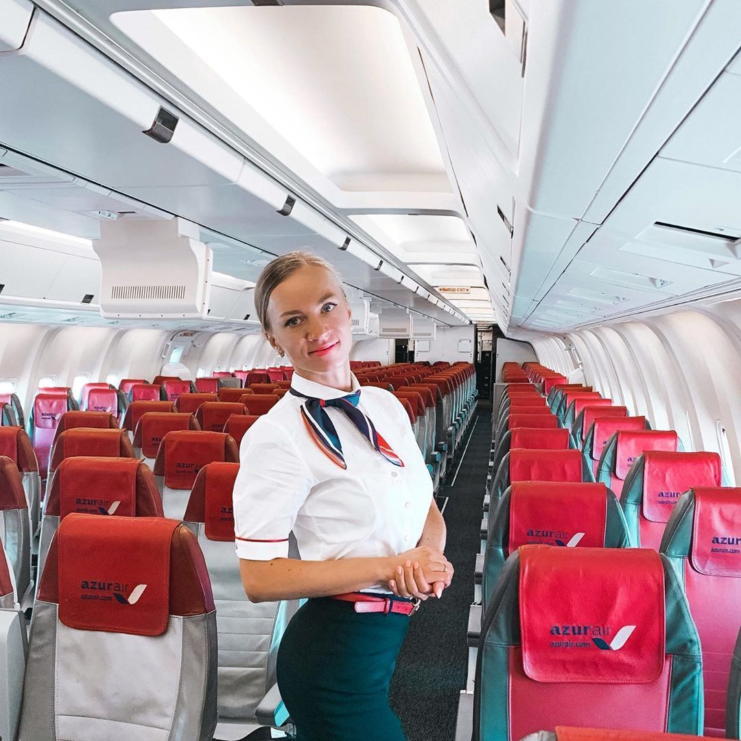 Стюардесса назвала список фраз, которые раздражают всех бортпроводников