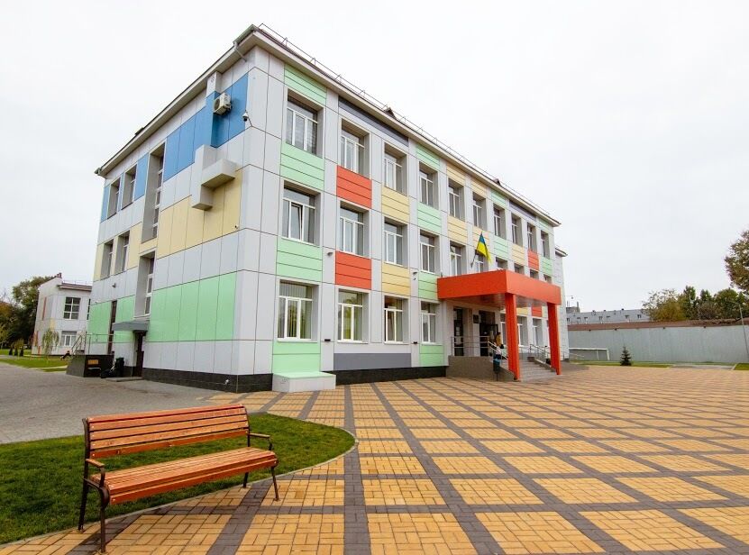 Дніпро навчає з любов’ю: школи міста продовжать капітально оновлювати