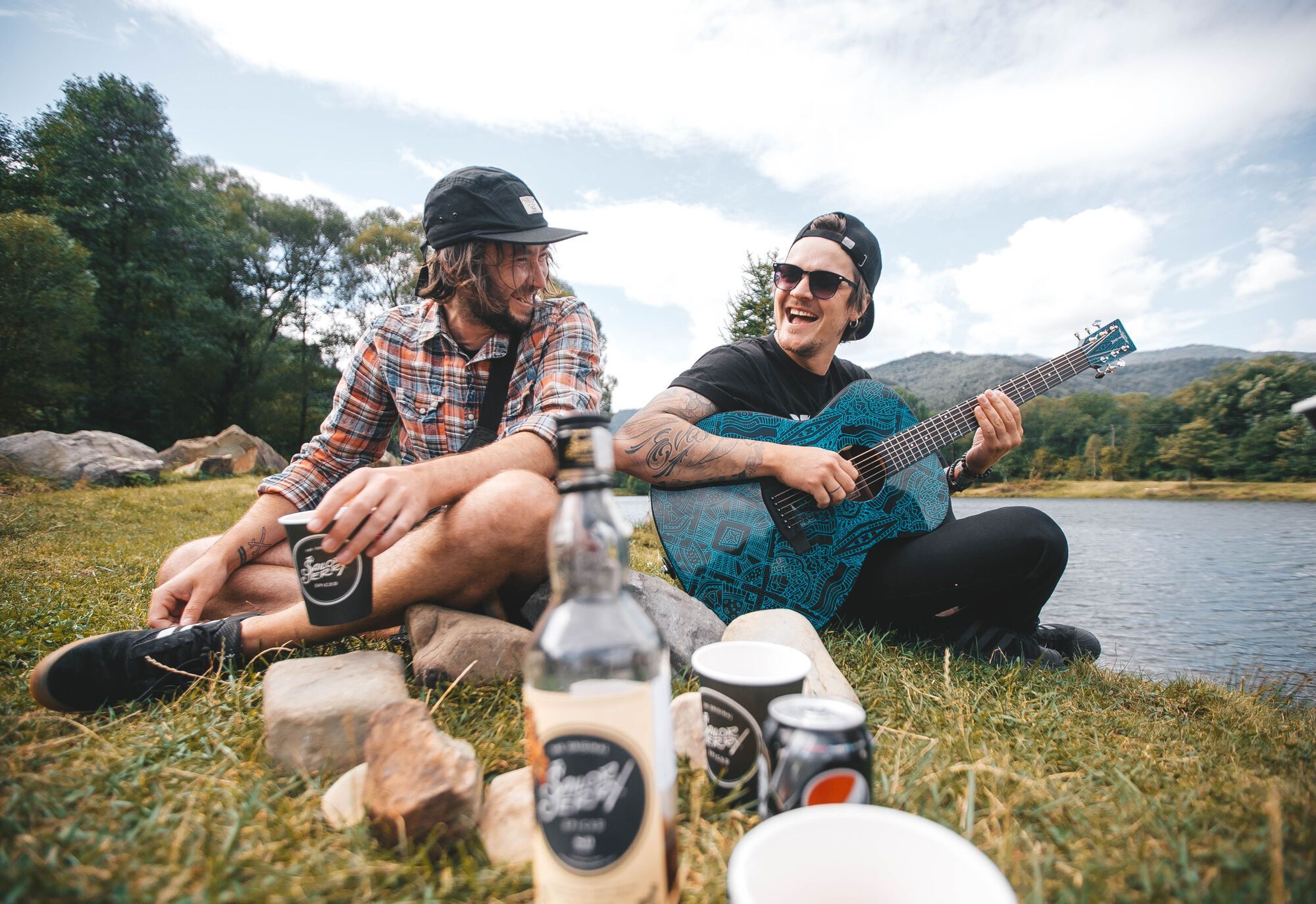 В фильме показано 18 дней и 18 городов