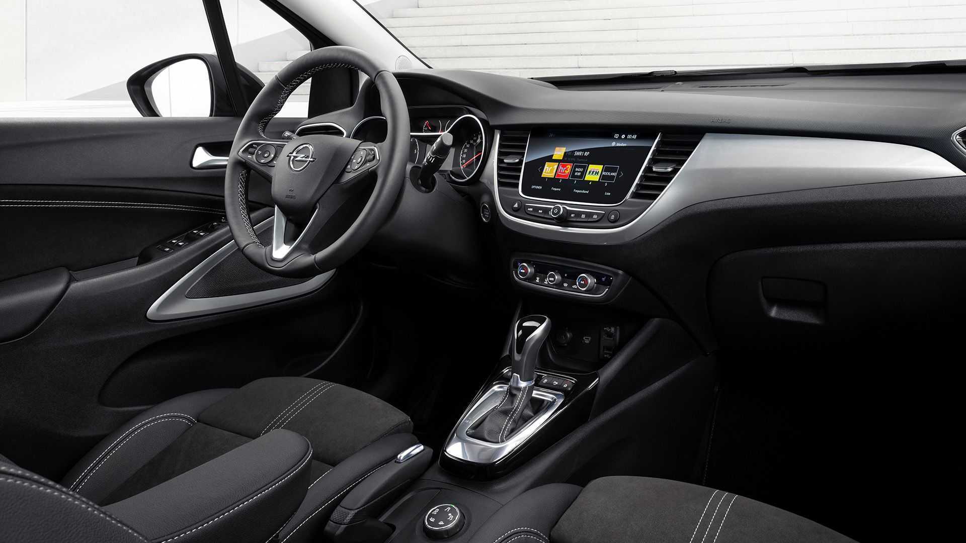 opel crossland 2021  фото и характеристики