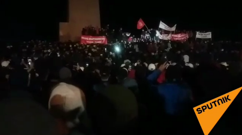 Митинг в Оше.