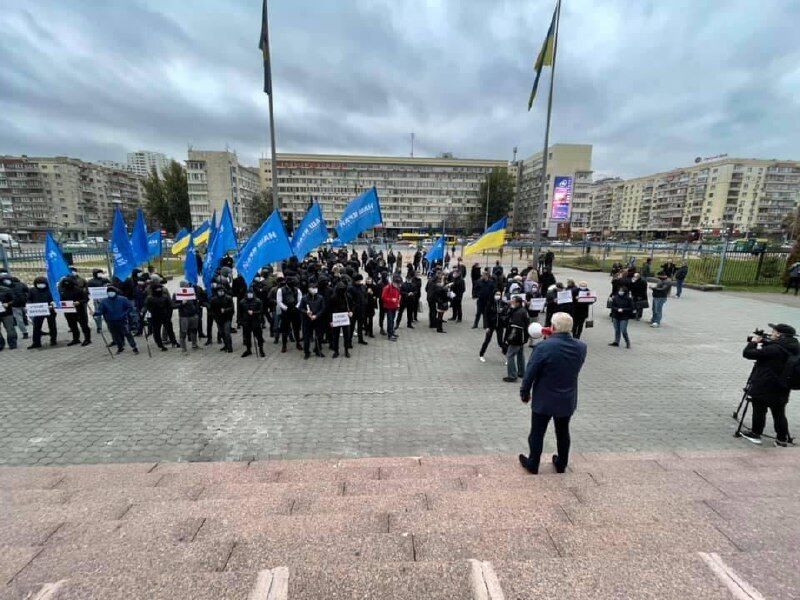 Киевская ячейка партии "Наш край" провела акцию "Стоп лжи" под ЦИК