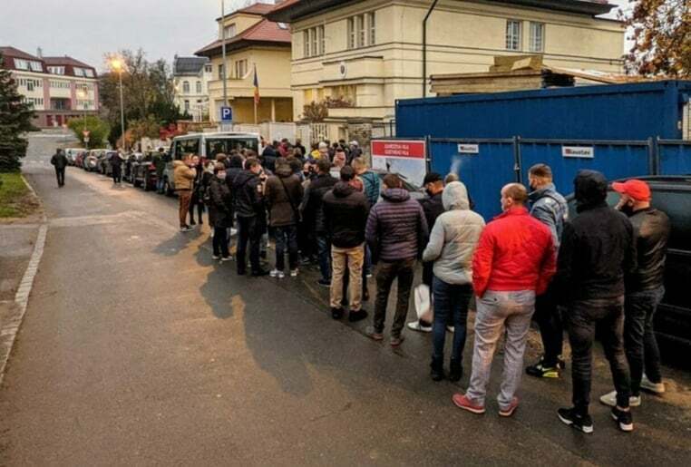 Дільниця у Празі невдовзі після відкриття