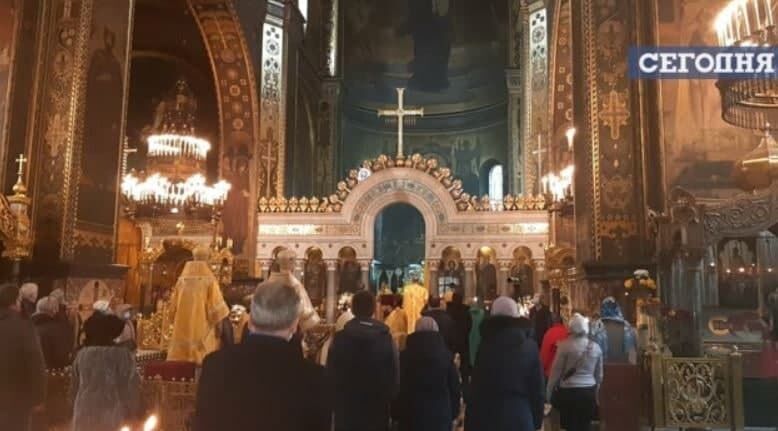 Служба во Владимирском кафедральном соборе 15 ноября