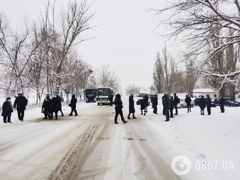 В Купянске перекрыли дорогу из-за отсутствия отопления в домах